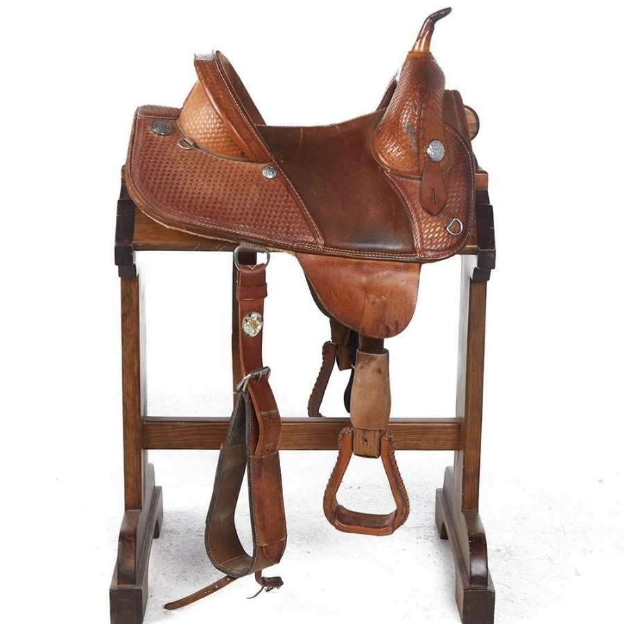 * Nrs Used 13.5In. Circle Y Treeless Barrel Saddle | Barrel Racing Saddles